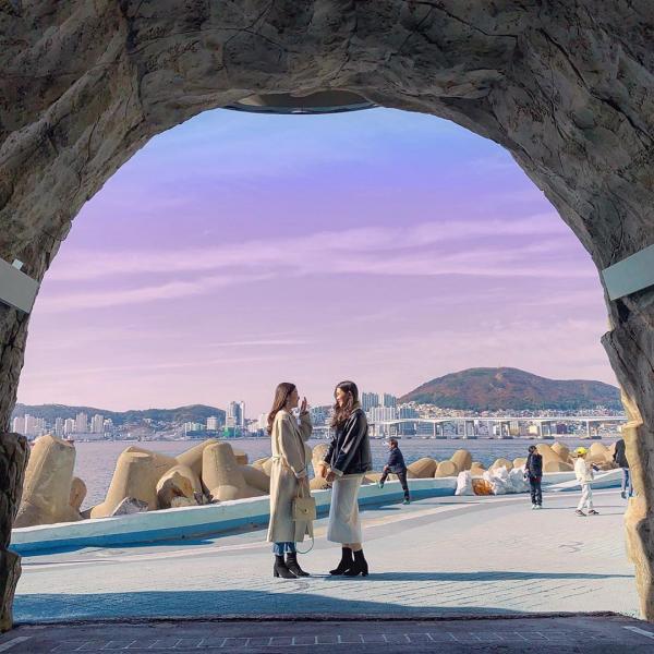 6D4N BUSAN+SEOUL (2 WAYS DOMESTIC FLIGHT)