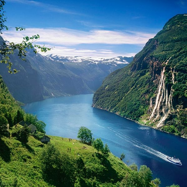 13D10N SCANDINAVIA FJORD EXPLORER (FINLAND, SWEDEN, NORWAY, DENMARK)